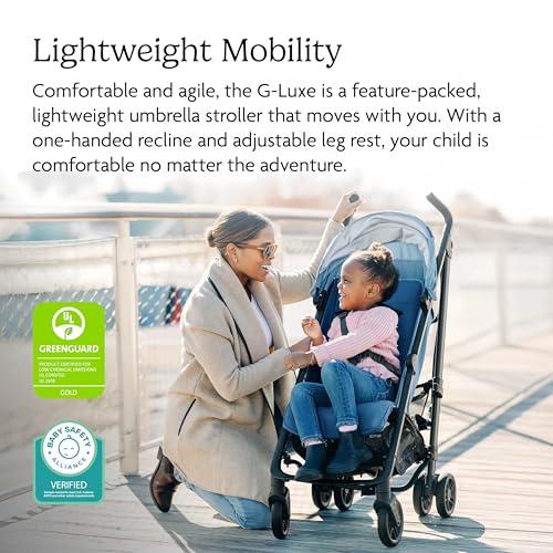 Lightweight Umbrella Stroller with Compact Fold