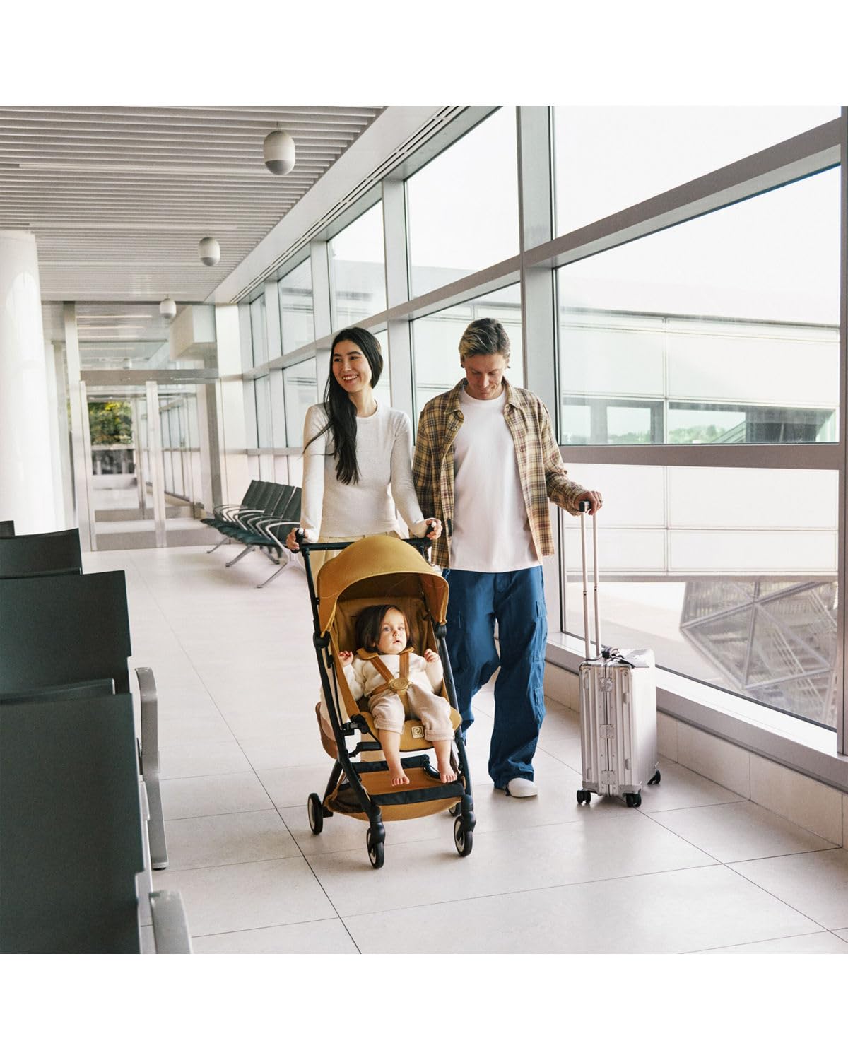 Ultra Lightweight Travel Stroller with One-Hand Recline & Airline Cabin Fold