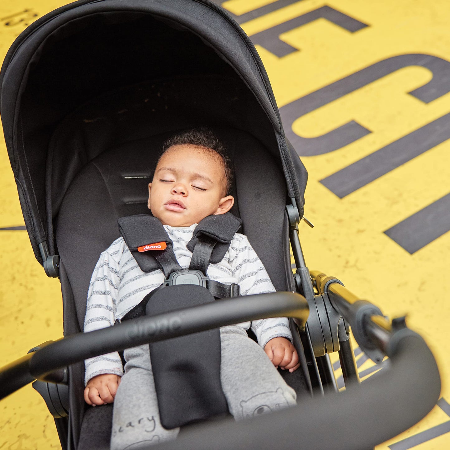 Compact City Travel Stroller with Car Seat Compatibility, Narrow Frame & Large Storage Basket